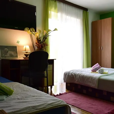 Dino Apartman *