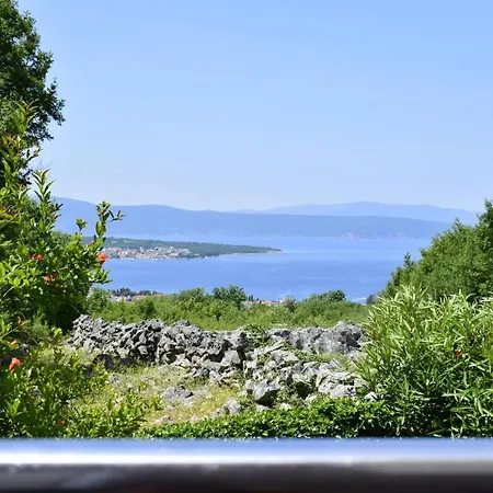 Apartment Dino Malinska